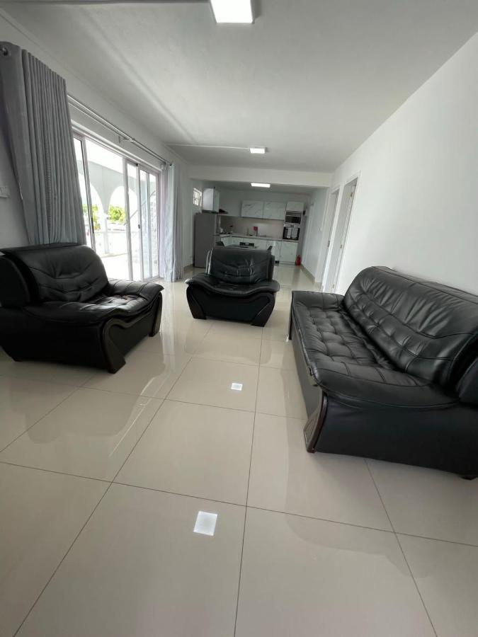 Blue Pebbles Villa Flic en Flac Luaran gambar